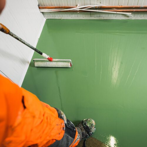 How to Choose the Right Epoxy Pool Paint