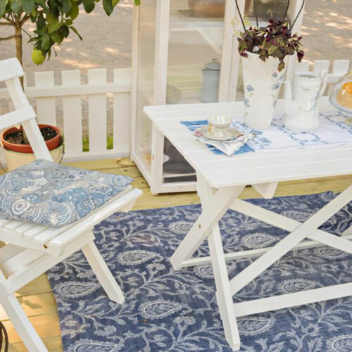 How to keep your outdoor rugs brand new all the time