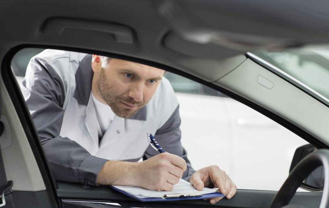 Interior checklist to buy the best used cars