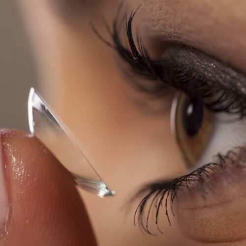 Things That Everyone Should Know About Contact Lenses