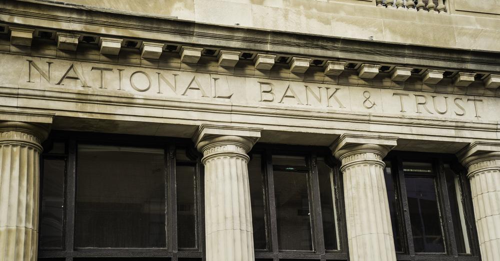 What&#8217;s The Difference Between Banks And Financial Institutions?