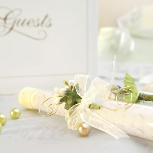 5 simple steps to make your own wedding invitation