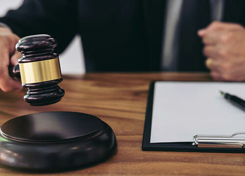 Factors to consider before hiring legal representation