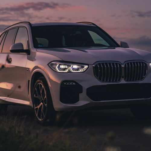 Highlighting Features of the Luxurious BMW X3 M