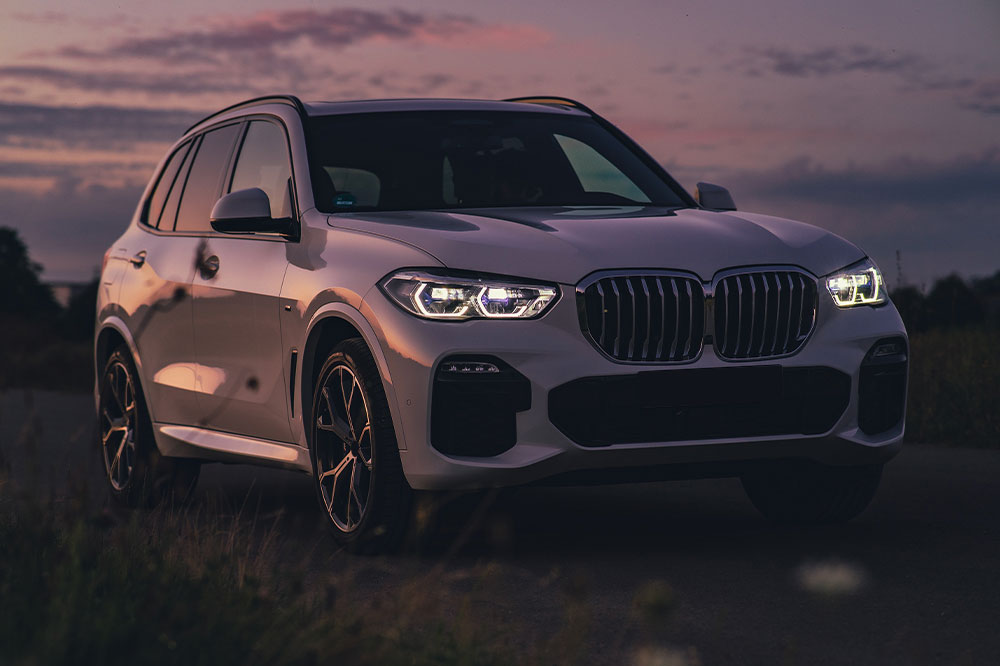 Highlighting Features of the Luxurious BMW X3 M