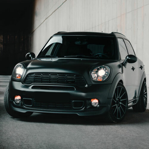 5 Reasons to Buy the Mini SE Countryman